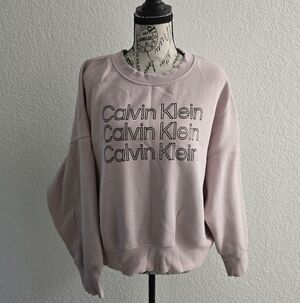 Woman's Sweatshirt